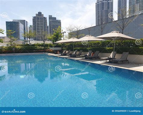 makati hotels with indoor pools